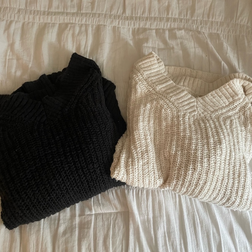 American Eagle White & Black Crochet Sweaters